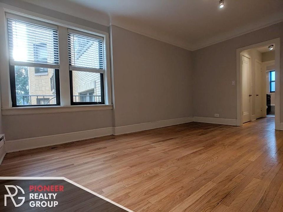 1st image of 2317 N Rockwell St #2323B1