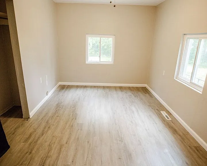 932 Turner Ave — Photo 7