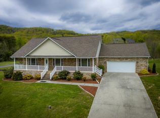 1105 Legacy Bay Dr, Mooresburg, TN 37811