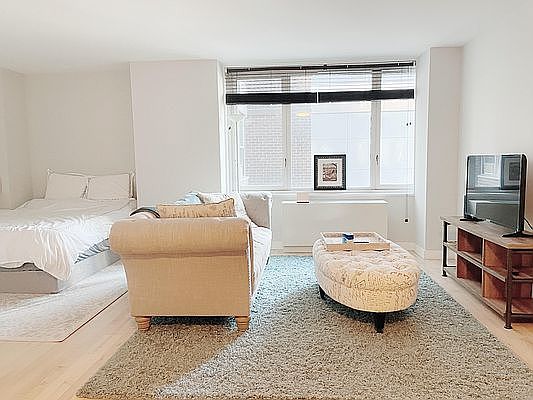 1st image of 322 W 57th St APT 17Q