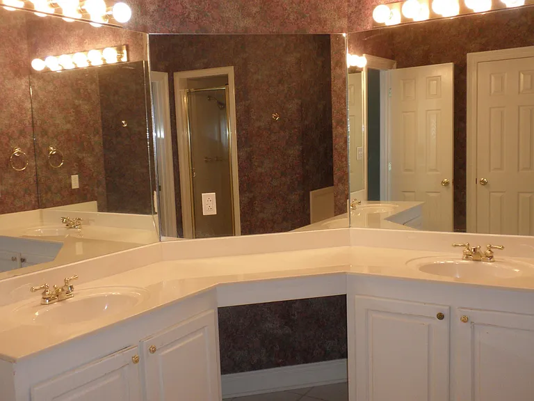 107 W Shore Dr — Photo 12