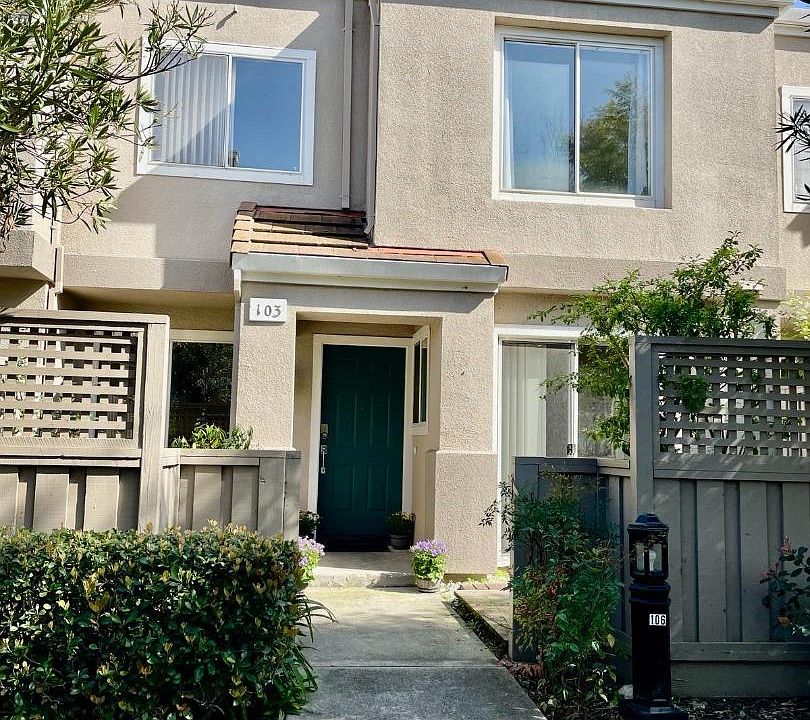 1st image of 103 Ballatore Ct
