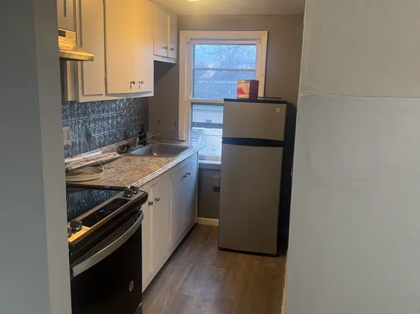 70 Tiffany Pl Fl 3rd, Irvington, NJ 07111