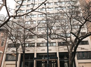 30 E Division St, Chicago, IL 60610