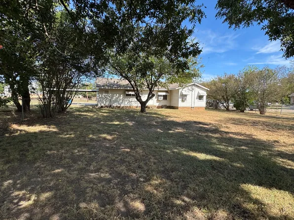 401 N Terry St, Malakoff, TX 75148