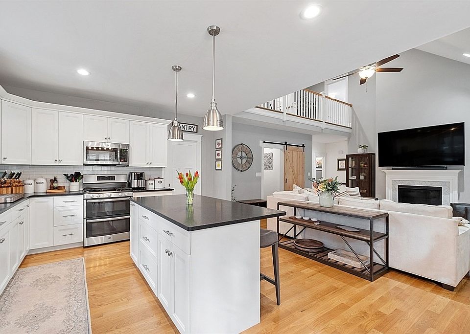 2 Harts Way, Rowley, MA 01969 Zillow