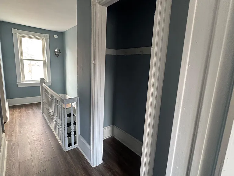713 N 2nd St #5 — Photo 32