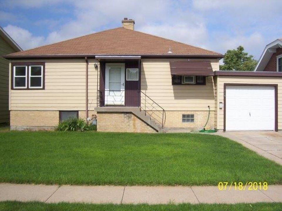 1st image of 204 S Reynolds Ave