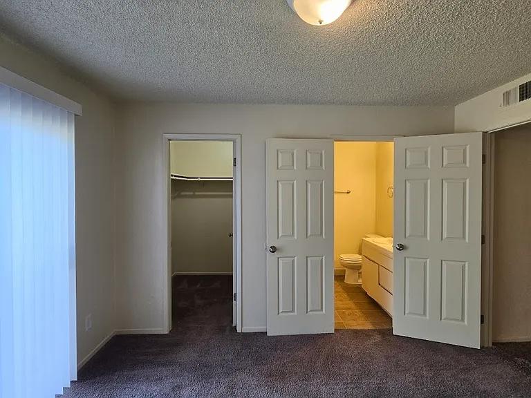1414 W Clinton Ave #105 — Photo 6