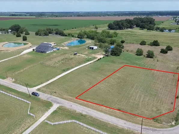 1.3 Newton Rd, Ferris, TX 75125