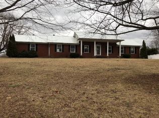 240 Loveless Rd, Russell Springs, KY 42642