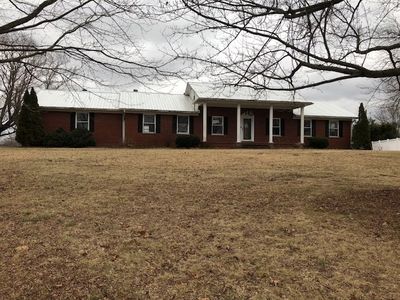 240 Loveless Rd, Russell Springs, KY, 42642
