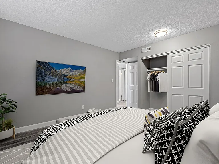 Peak 72 Apartments — Photo 61