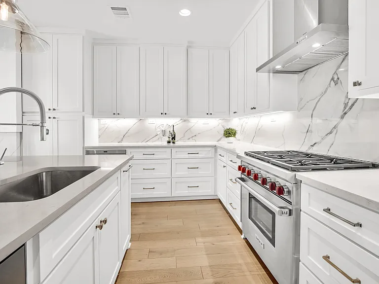 4116 University Blvd #C4 — Photo 9