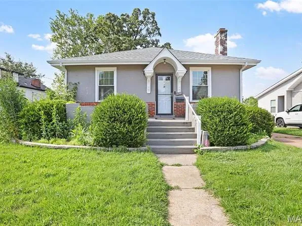 8828 Powell Ave, Saint Louis, MO 63144