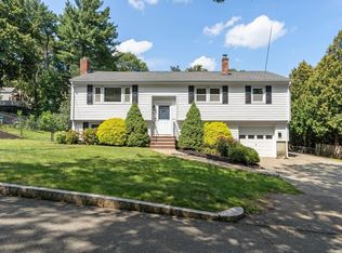 7 Locust St, Reading, MA 01867