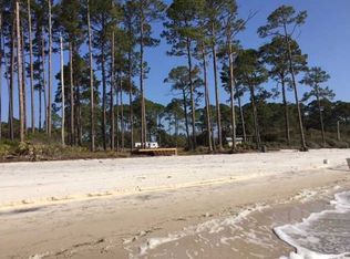 2056 Hwy 98, Carrabelle, FL 32322