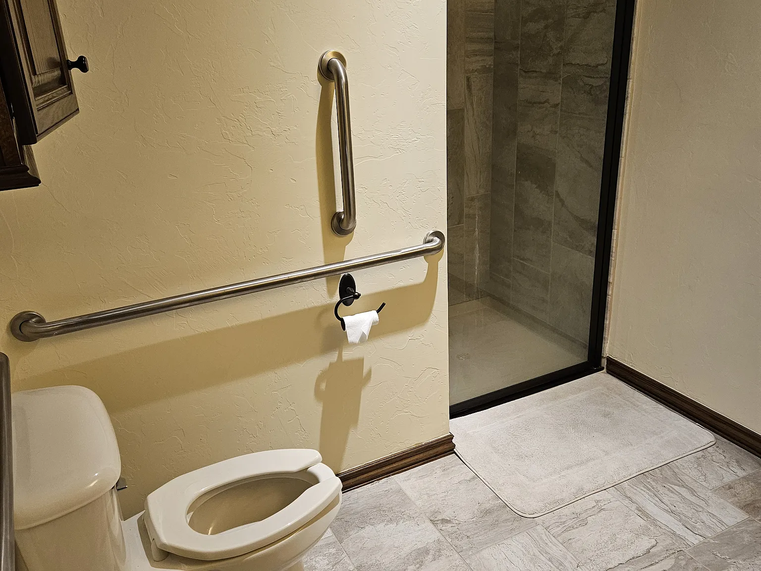 1 bed, $400 — Photo 2
