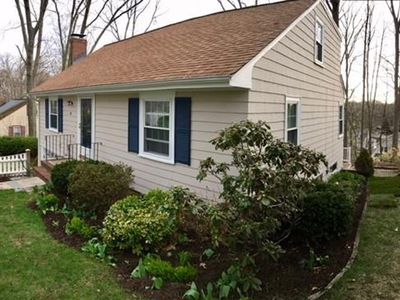 41 Grandview Ave, Melrose, MA, 02176