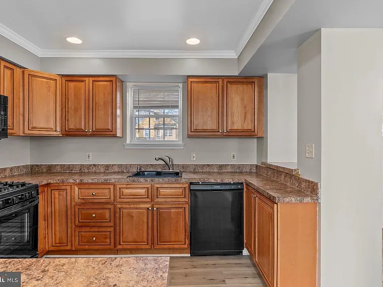 2528 Wendover Rd #A — Photo 8