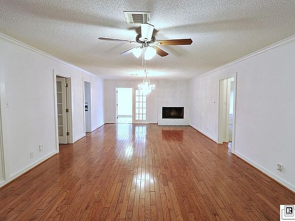 2nd image of 194 Henry Rd