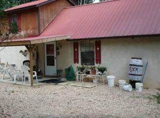 22 Skywood Ln, Cleveland, GA 30528