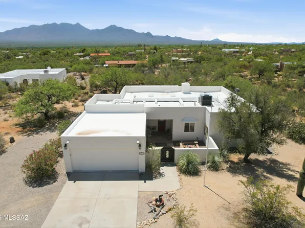 655 W Continental Rd, Green Valley, AZ 85622
