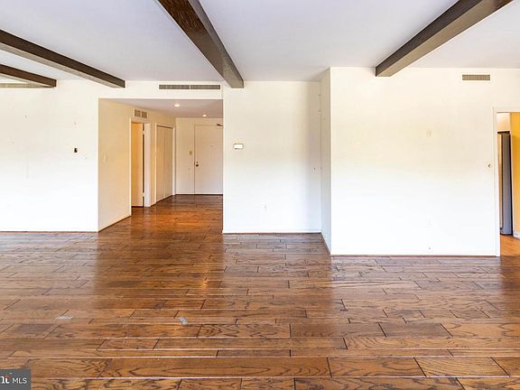 4th image of 1 Slade Ave APT 203