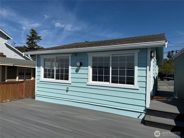 130 Priest Point Drive NE, Tulalip, WA 98271