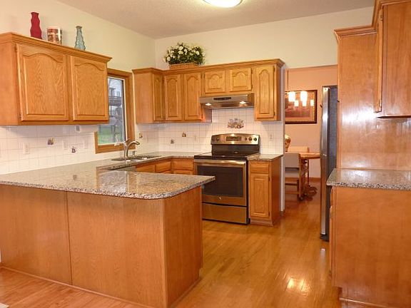 2nd image of 8812 Highland Oaks