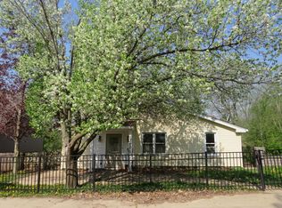 38352 N 4th Ave, Spring Grove, IL 60081