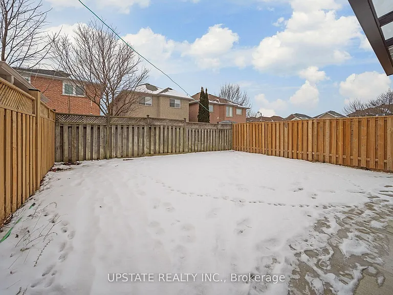 46 Velvet Grass Ln — Photo 25