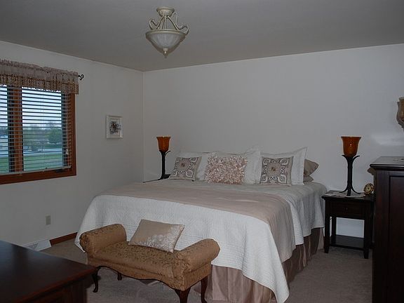 Master Bedroom
						:
						Large master bedroom with large walk-in closet!