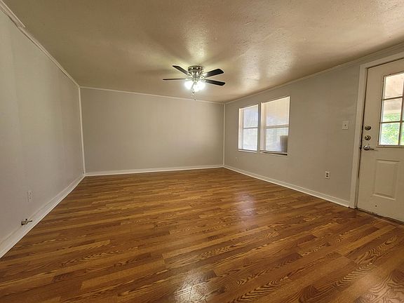 2nd image of 904 14th St