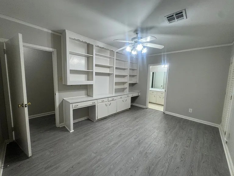 3054 Merrimac Dr — Photo 29