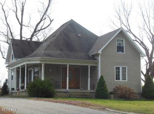 1016 County Road 2225 N, Rinard, IL 62878