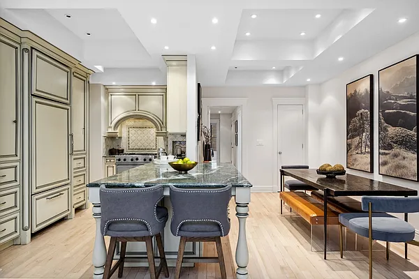 Sold by Corcoran | media 3