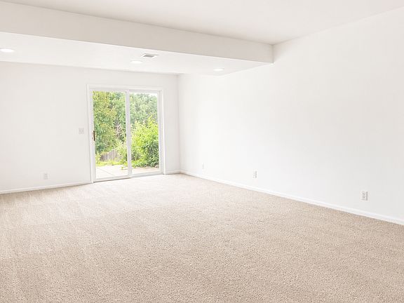 5th image of 4127 N 168th St