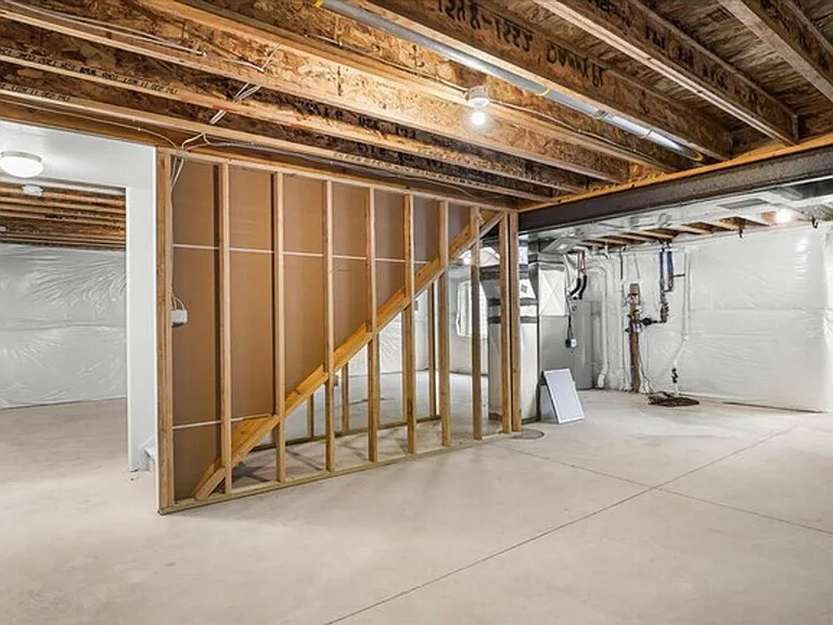 1552 Danny Pl — Photo 10