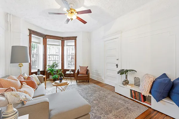 Sold by Compass | media 1