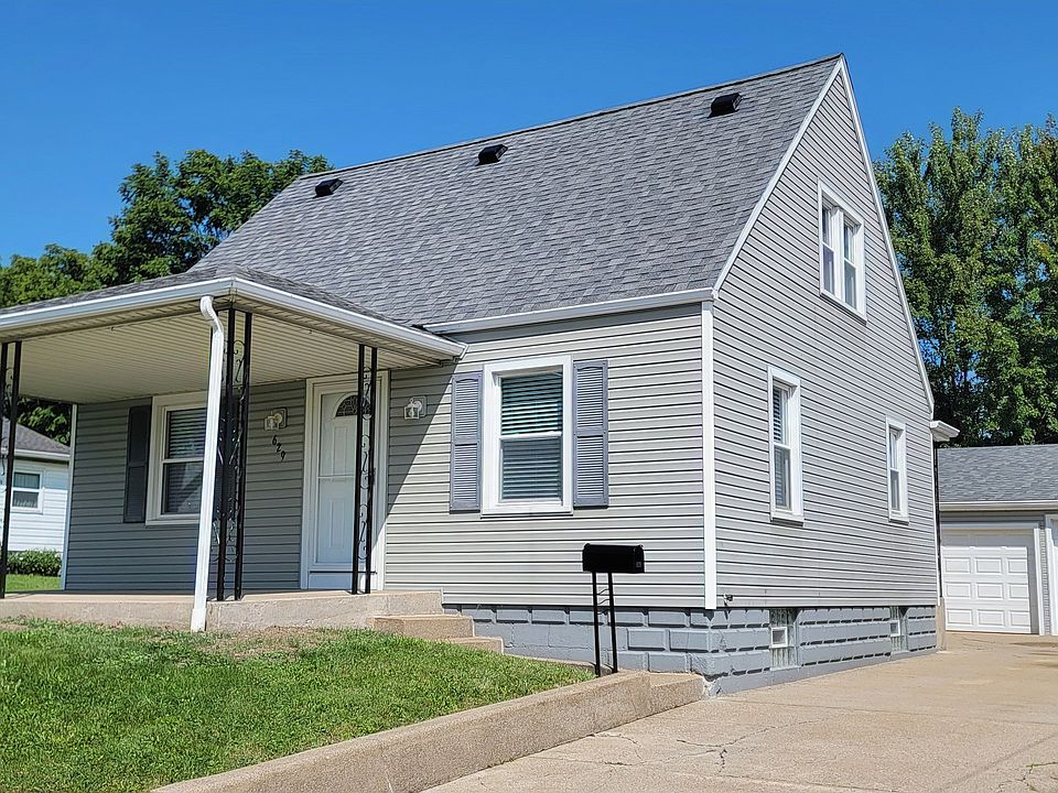 1st image of 629 Elm St