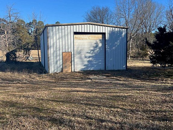 4th image of 4682 Barto Rd