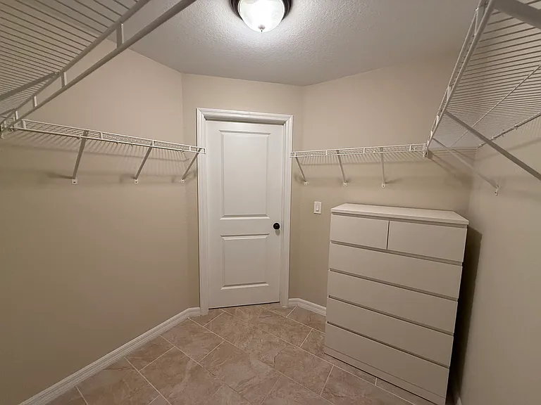 7033 Waldo Cir — Photo 16