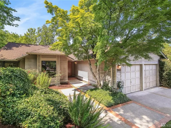 755 Kalmia Ct NW, Issaquah, WA 98027