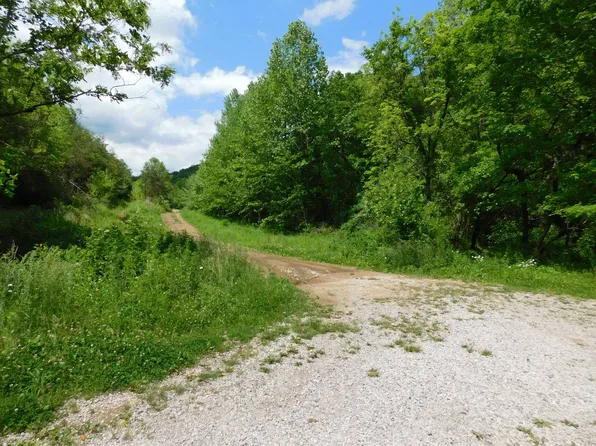 1 Upper Sand Lick Rd, West Liberty, KY 41472
