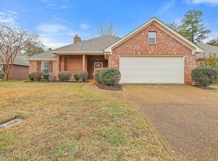 304 Silverleaf Cv, Brandon, MS 39047