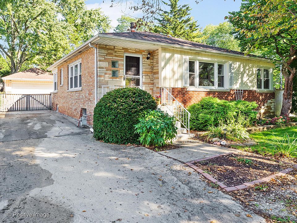 1st image of 900 Meadowlawn Ave