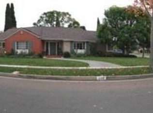 2302 N Rosewood Ave, Santa Ana, CA 92706