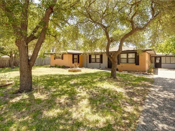 1214 Haines Dr, College Station, TX 77840