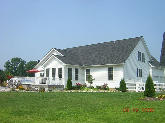 4th image of 143 White Tail Ct